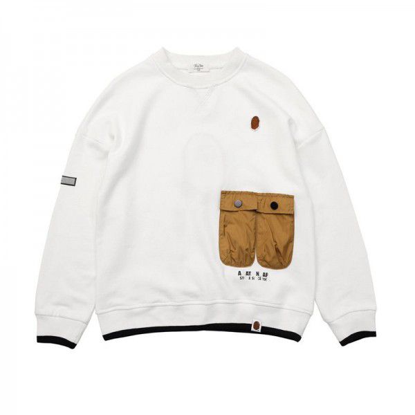 Autumn and winter new contrast organ pocket exquisite cartoon embroidery letter printing thin velvet sweater