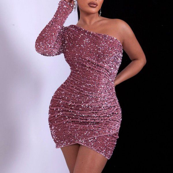 Summer new sexy one-shoulder sequin dress with high-grade feeling solid color evening dress with tight hot girls' buttock skirt