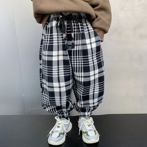 Boys' pants autumn and winter casual pants 2022 new children's winter clothes plush thickened fried street winter casual pants 