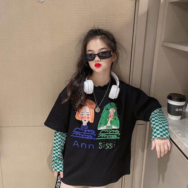 Girls' fake two-piece T-shirt spring and autumn long-sleeved 2022 new middle and large children's western-style casual loose medium and long top 