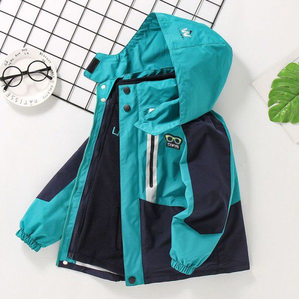 Boys' sprint coat three-in-one detachable autumn and winter clothes 2022 new children's thickened color-blocking windbreaker jacket 