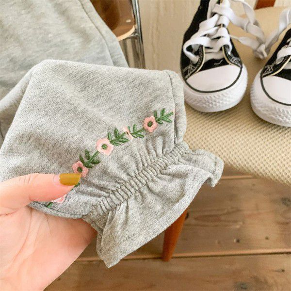 Children's casual pants 2023 spring and autumn Korean girls' embroidered leggings baby retro trousers 