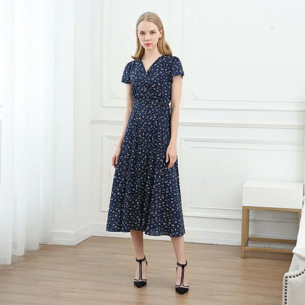 Dresses Women's new summer floral large skirt temperament waist show thin V-neck tea break skirt