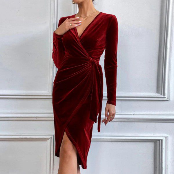 European and American sexy long dress with v-neck and buttocks, irregular mid-length dress, cocktail dress, female