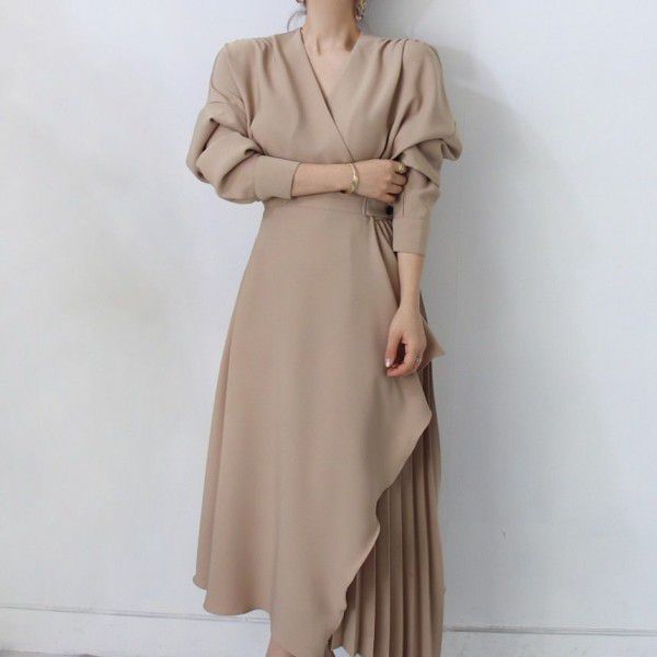 Vintage dress Long French Hepburn chiffon pleated shirt skirt Irregular V-neck long skirt Korean skirt