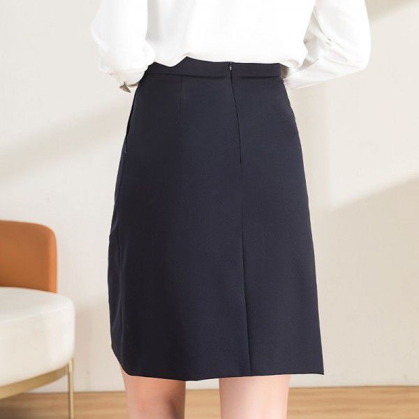 Black professional A-line skirt for women in summer, new Korean version of high-waisted, slim and slim professional skirt with slit